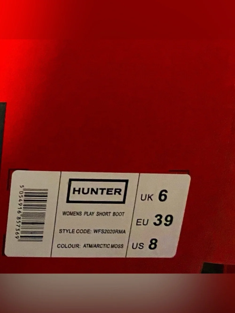 Hunter Women's Original Chelsea Rain Boots - color arctic moss Size 8) - w/box